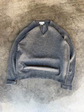 Club Classic by PriceCostco Mens Sweater Size XL Gray Lambswool V-Neck